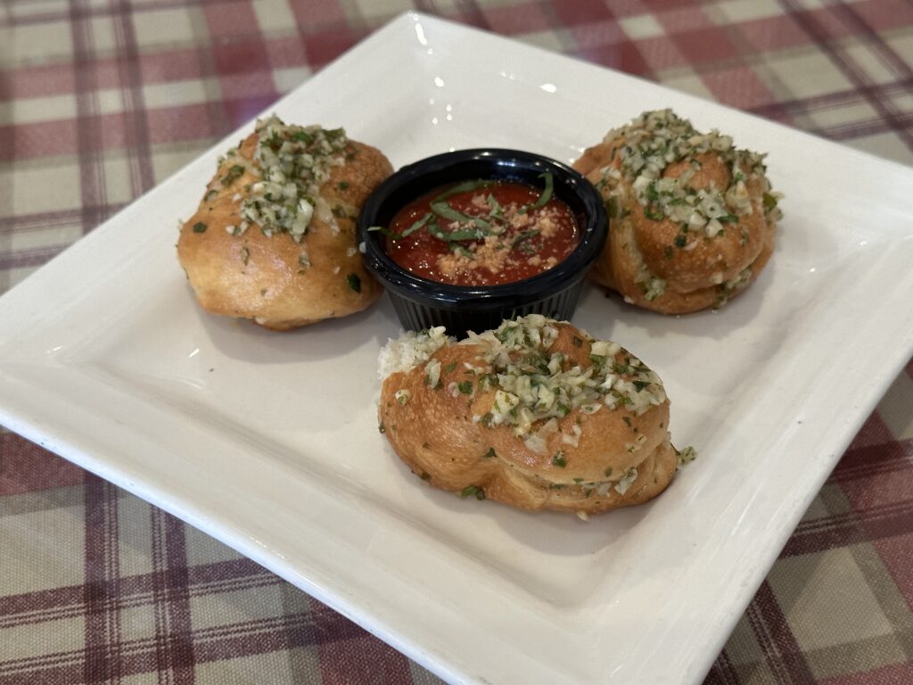 Garlic knots Photo by Robert Eliason.